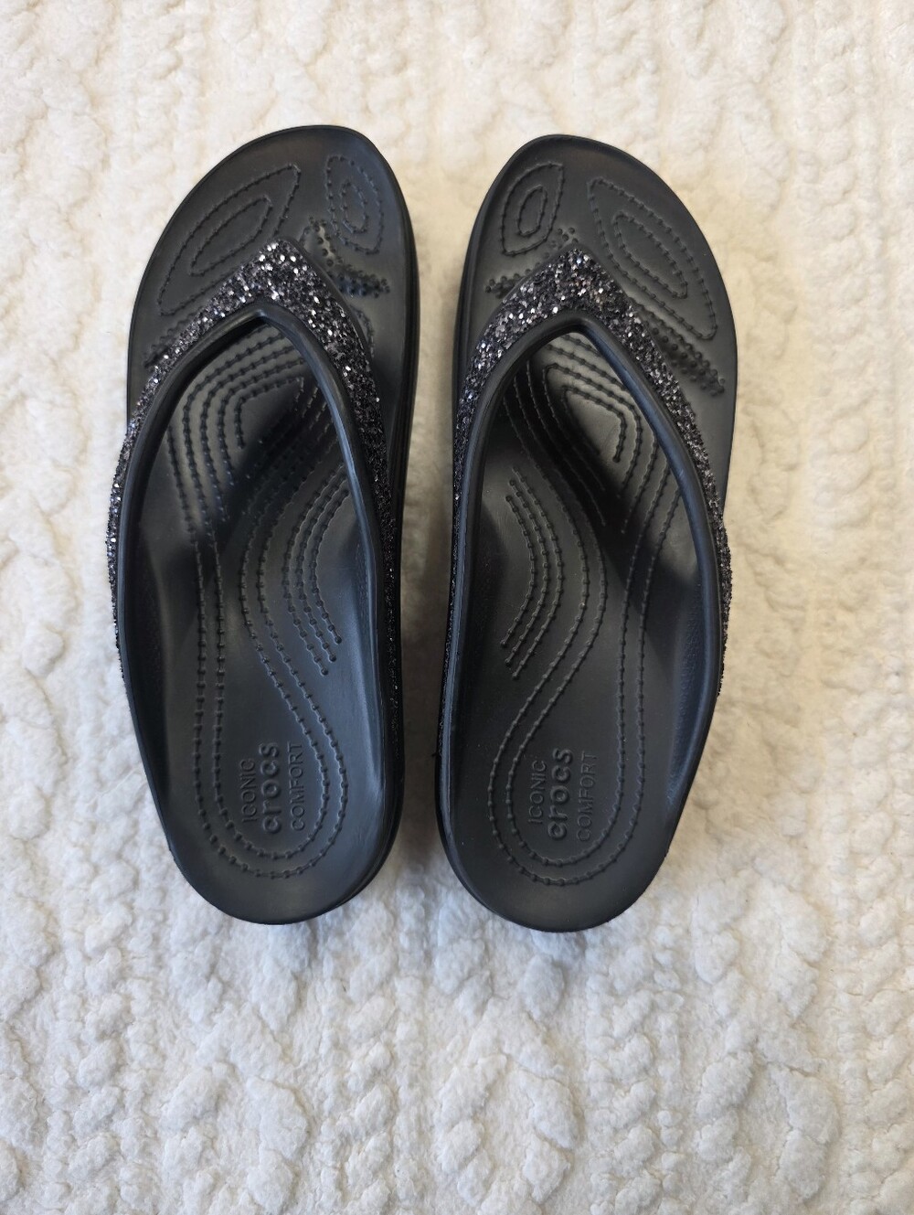 Crocs Black Glitter Flip Flops Women’s Size 9 Iconic Comfort